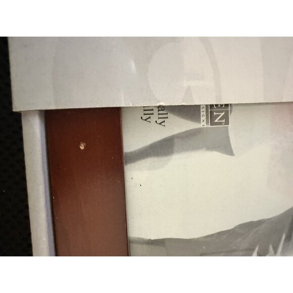 Malden wooden 5" x 7" picture frame NWD - Picture 3 of 3